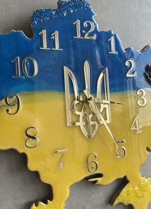 Годинник ручної робити з епоксидної смоли мапа україни2 фото