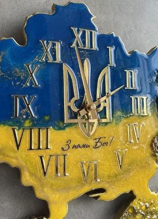 Годинник патріотичний з епоксидної смоли мапа україни3 фото