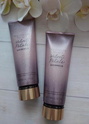 Лосьон для тела с шиммером velvet petals victoria's secret