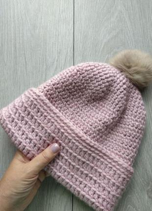 Тепла рожева шапочка на підкладці, з пухнастим помпоном. ручна робота.5 фото