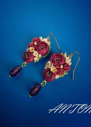 Серьги с миниатюрными цветами, серьги  цветы, серьги бордовые цветы2 фото