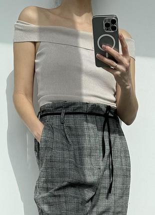 Кофта в рубчик h&m со спущенными плечами