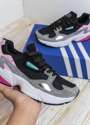 Жіночі кросівки winter adidas young 1