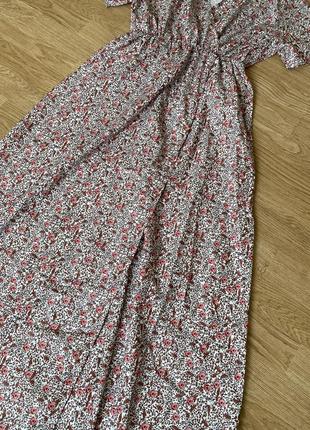 Літня сукня в квітковий принт3 фото