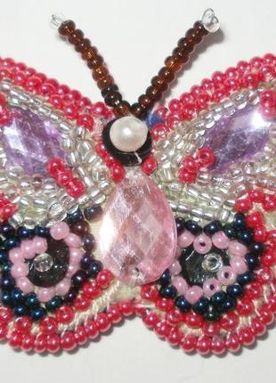 Подвеска-бабочка. бисер, вышивка.