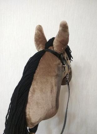 Коричневая лошадка хоббихорс на палочке hobby horse со съемной уздечкой для детей от 3 лет3 фото