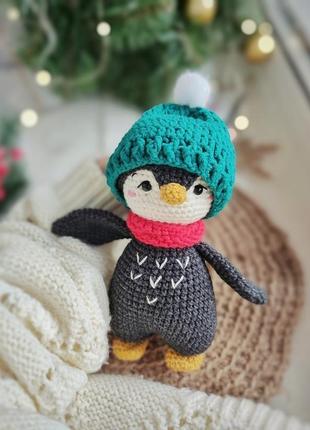Игрушка новогодний подарок пингвин в шапке, маленький 17 см1 фото