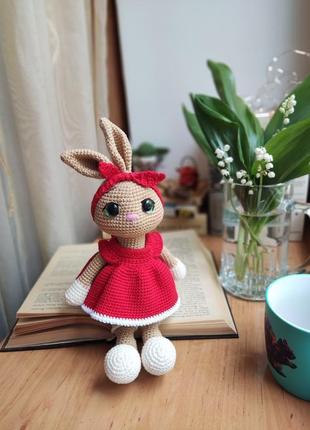 Іграшка зайка аннабель у червоній сукні, зайчик дівчинка1 фото