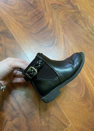 Весенние ботинки черные для девочки челси 22 размер1 фото