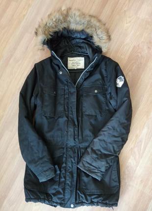 Брендовая, зимняя, удлиненная куртка с капюшоном на меху. унисекс2 фото