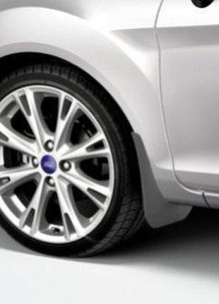 Брызговики (передние) ford fiesta hb (08-15) оригинальные 2шт 1531631 (форд фиеста)