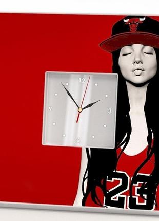 Сучасний настінний годинник з модним дизайном "дівчина тінейджер" (c00626)1 фото