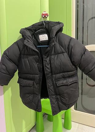Продам зимнюю куртку зара