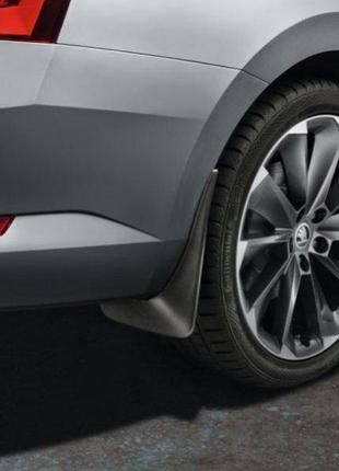 Брызговики (задние) volkswagen passat b8 (14-) оригинальные 2шт 3g0075101b (фольксваген пассат)