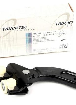 Ролик двери боковой нижний mercedes benz vito w639  02.53.239