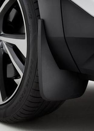 Бризковики (передні) volvo xc40 2017 - оригінальні 2шт 31650241