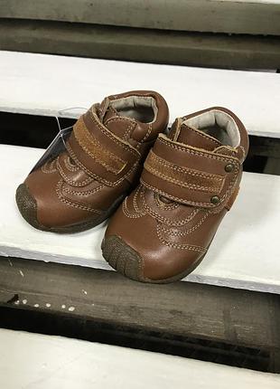 Осенние ботинки 18 размер