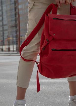 Рюкзак для мандрівок червоного кольору. великий шкіряний рюкзак.3 фото