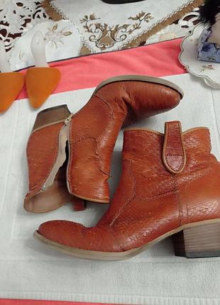 Сапожки. (кожаные).