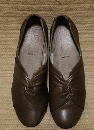 Мягусенькие темно-коричневые закрытые кожаные туфли maev mathilda германия 39 р.3 фото