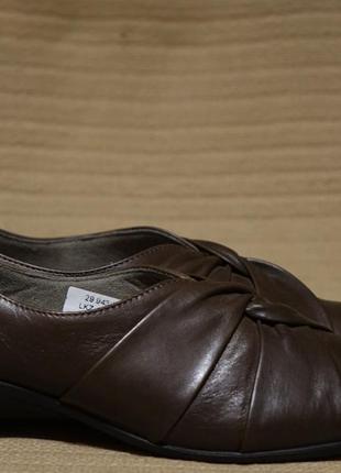 Мягусенькие темно-коричневые закрытые кожаные туфли maev mathilda германия 39 р.6 фото