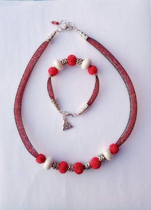 Комплект из ожерелья и браслета,ажурные бусы,колье из красных и белых бусин