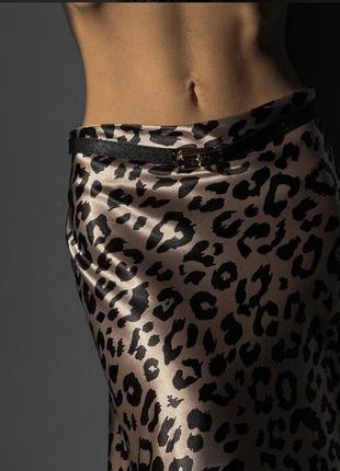Атласная юбка миди леопард2 фото