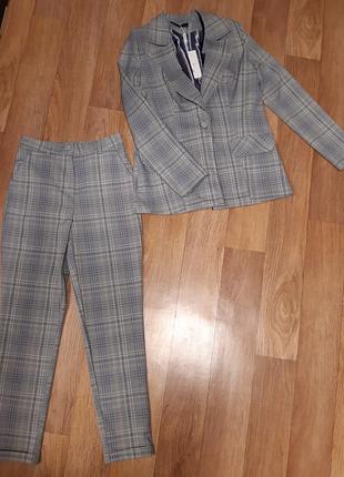 Трендовий костюм