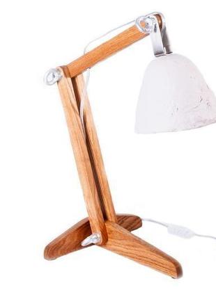 Настольная лампа из дерева и папье-маше "полиск"