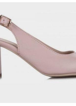 Пудровые розовые туфли босоножки 36 р на узкую стопу из натуральной кожи1 фото