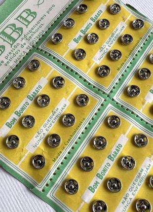 Кнопка виробник ввв срібна 6мм металева