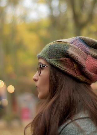 Женская разноцветная шапка в технике энтрелак5 фото