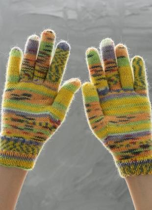 Жовто-зелено-оранжеві перчатки в'язані ручної роботи1 фото