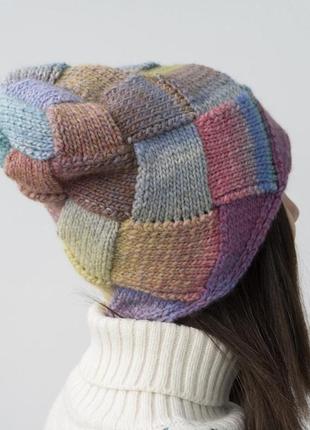 Разноцветная женская шапка вязаная яркая ручной работы10 фото