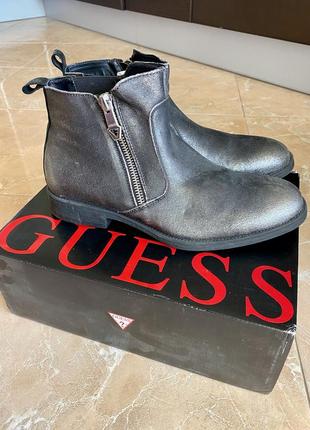 Мужские ботинки guess