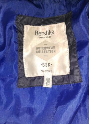 Курточка синяя bershka3 фото