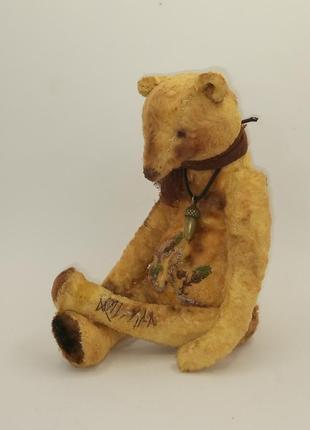 Ведмедик у стилі тедді з рум'яними щічками та вишивкою на пузці4 фото