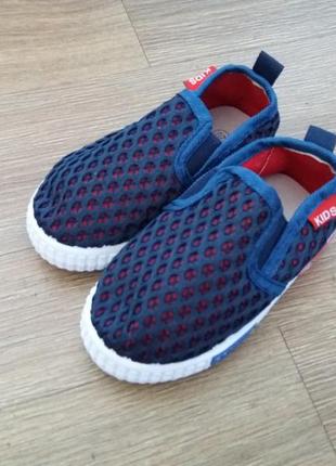 Дитячі сліпони vesnoe