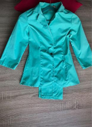 Яскравий костюм: піджак+брюки