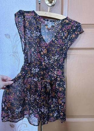 Блуза жіноча