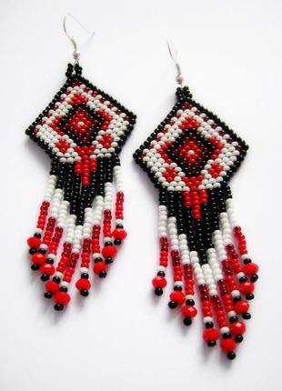 Черно-красные серьги с бахрамой в украинском стиле, серьги под вышиванку