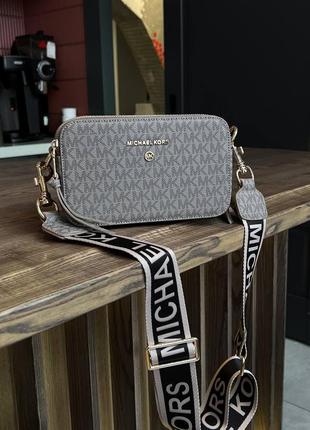 Женская сумка michael kors the snapshot bag silver