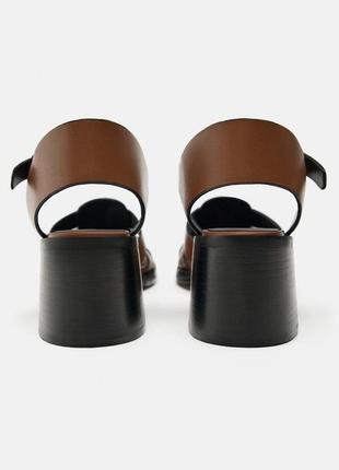 Zara кожаные сандалии на широких каблуках, сандалии, босоножки, туфли4 фото