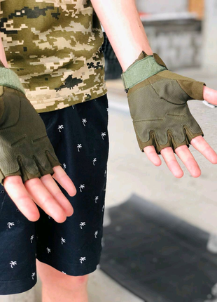 Військові тактичні рукавиці олива3 фото