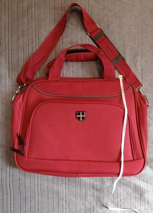 Swizzdesign сумка
сумка бордовая фирменная3 фото