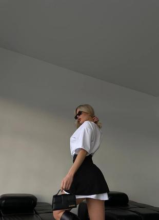 Костюм женский белый оверсайз футболка черная юбка мини на высокой посадке качественный стильный трендовый3 фото