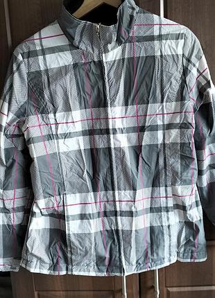 Брендова двохстороння водовідштовхуюча куртка