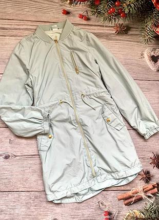 Стильный плащ ветровка