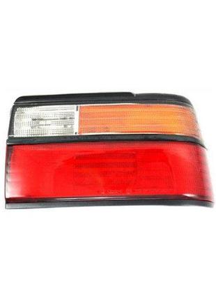 Правый задний фонарь тойота corolla sd 1988-1992 212-1935r-2u