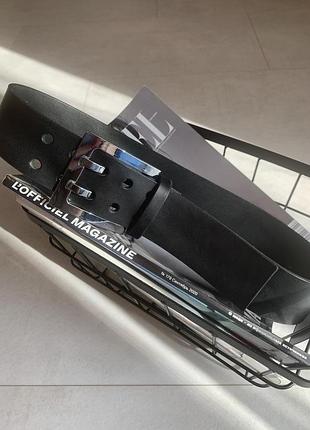 Широкий пояс на талию с двумя язычками